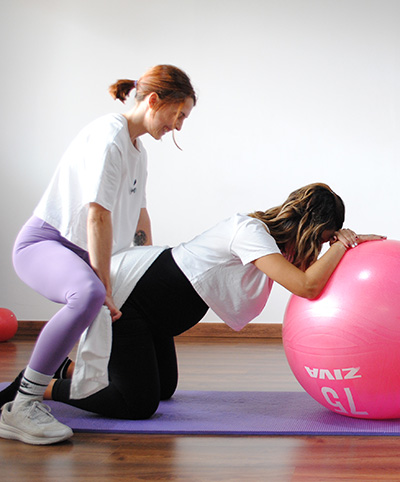 Elena Aguilar embarazo y postparto en Asturias